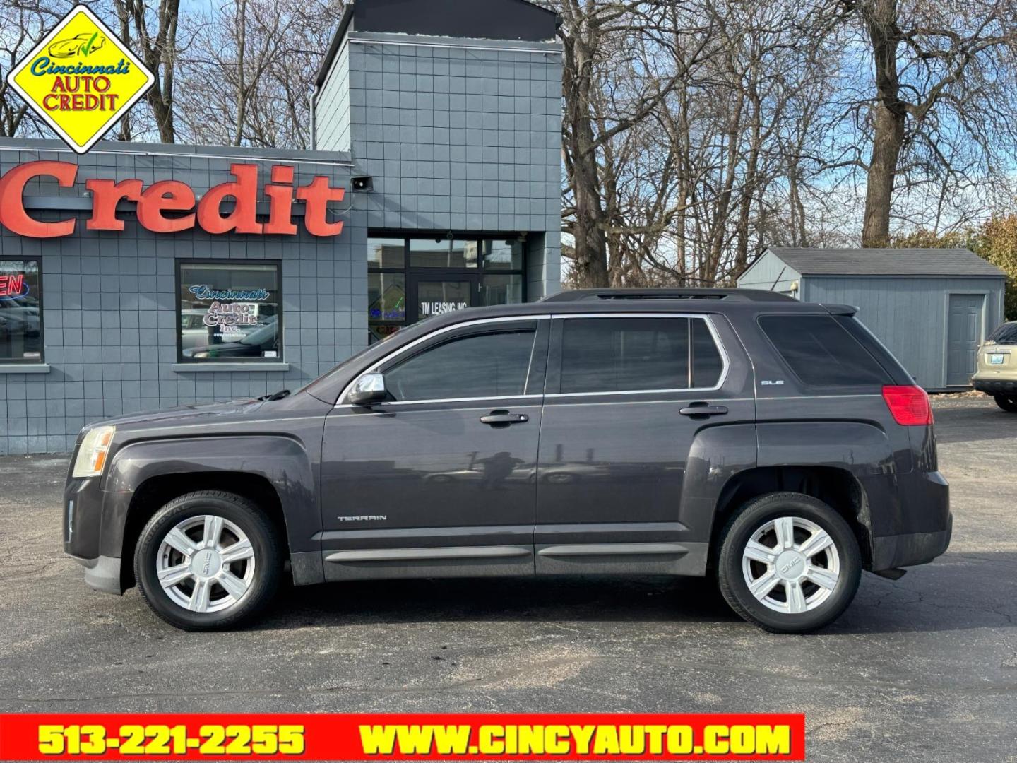 2014 Atlantis Blue Metallic Gwy GMC Terrain SLE-2 (2GKFLWEK7E6) with an 2.4L Ecotec 2.4L I4 182hp 172ft. lbs. Direct Injection engine, 6-Speed Shiftable Automatic transmission, located at 2813 Gilbert Avenue, Cincinnati, OH, 45206, (513) 221-2255, 39.130219, -84.489189 - Photo#1