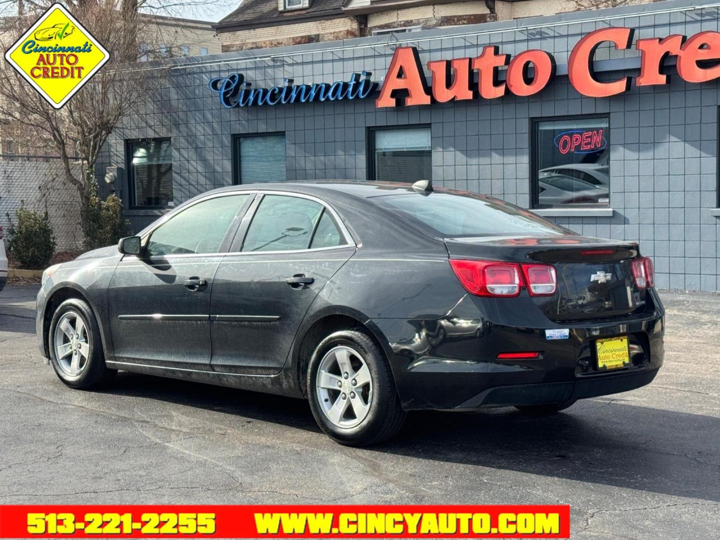 2013 Taupe Gray Metallic Ggw Chevrolet Malibu LS (1G11B5SA6DF) with an 2.5L Ecotec 2.5L I4 197hp 191ft. lbs. Fuel Injected engine, 6-Speed Shiftable Automatic w/Overdrive transmission, located at 2813 Gilbert Avenue, Cincinnati, OH, 45206, (513) 221-2255, 39.130219, -84.489189 - Photo#2