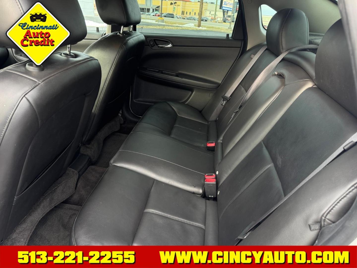 2016 Summit White 50u Chevrolet Impala Limited LTZ Fleet (2G1WC5E31G1) with an 3.6L 3.6L Flex Fuel V6 300hp 262ft. lbs. Fuel Injected engine, 6-Speed Shiftable Automatic w/Overdrive transmission, located at 5489 Dixie Highway, Fairfield, OH, 45014, (513) 221-2255, 39.333084, -84.523834 - Photo#4