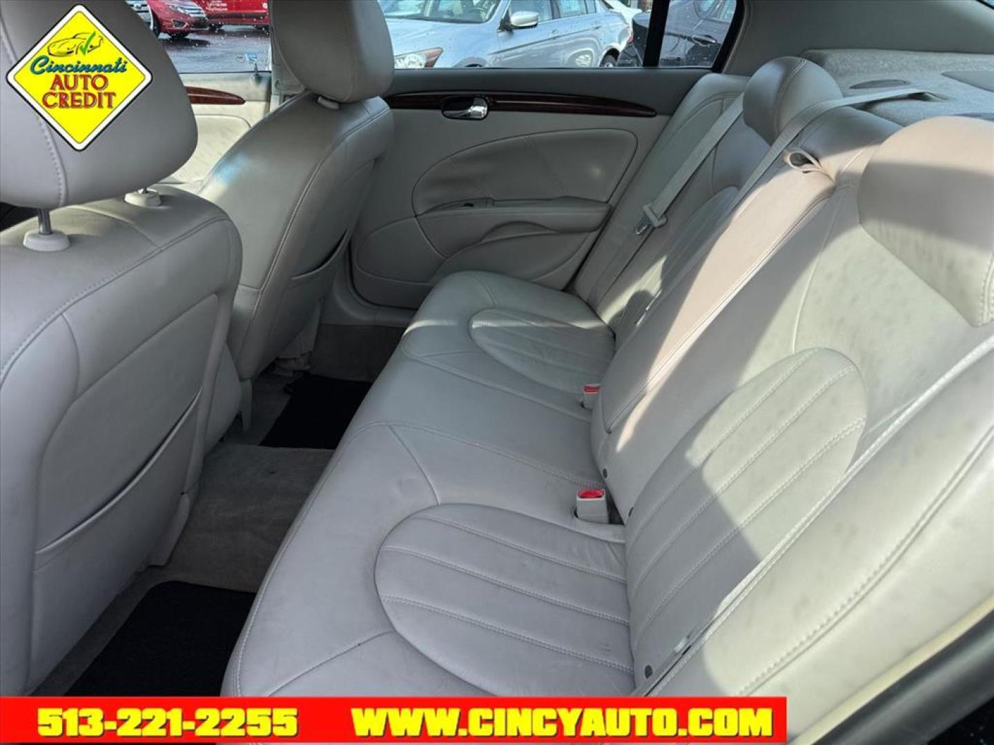 2011 Black Onyx 41u Buick Lucerne CXL (1G4HC5EM0BU) with an 3.9L 3.9L Flex Fuel V6 227hp 237ft. lbs. Fuel Injected engine, 4-Speed Automatic transmission, located at 2813 Gilbert Avenue, Cincinnati, OH, 45206, (513) 221-2255, 39.130219, -84.489189 - Photo#4
