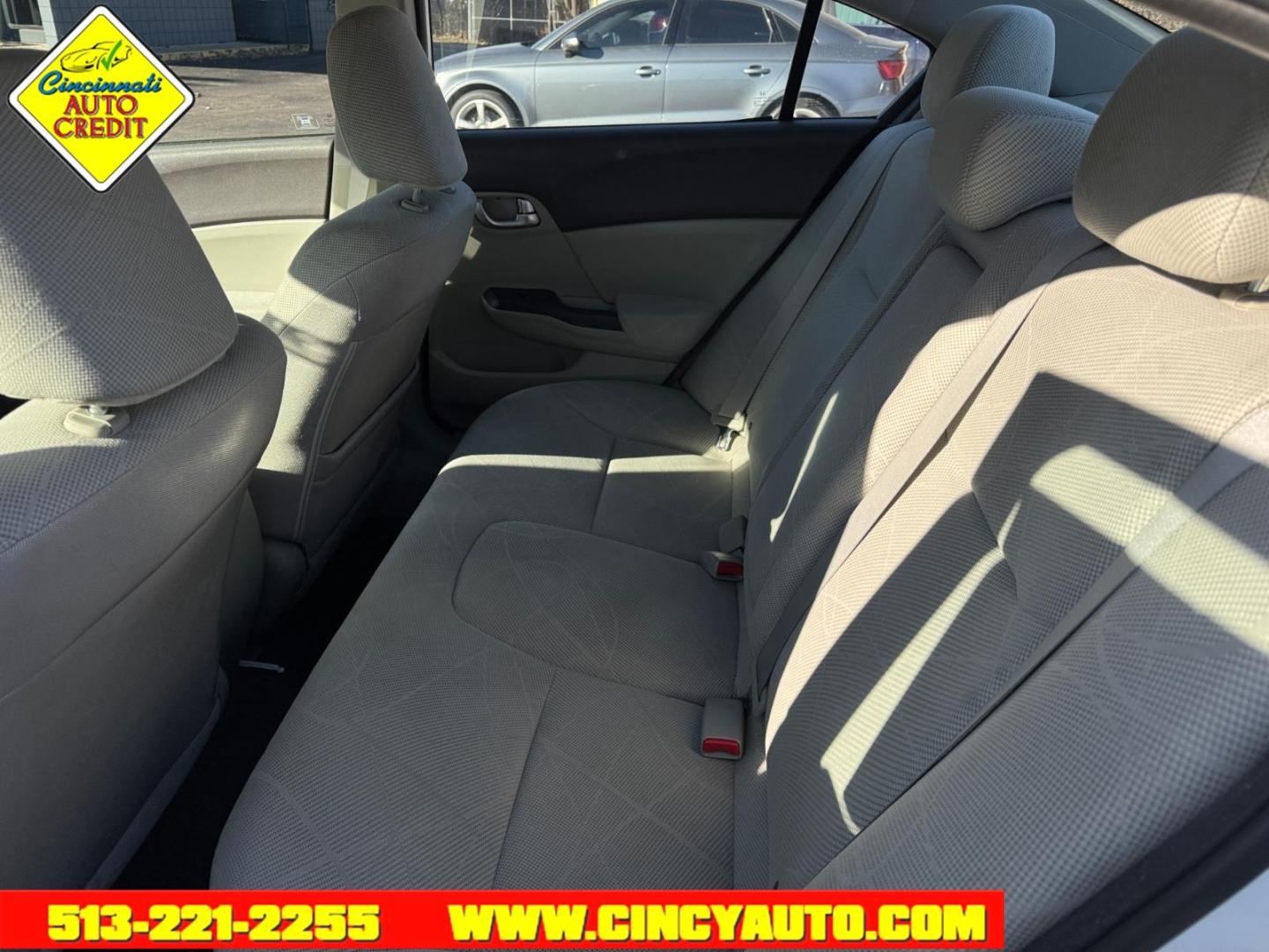 2012 Taffeta White Honda Civic EX (19XFB2F8XCE) with an 1.8L 1.8L I4 140hp 128ft. lbs. Fuel Injected engine, 5-Speed Automatic transmission, located at 2813 Gilbert Avenue, Cincinnati, OH, 45206, (513) 221-2255, 39.130219, -84.489189 - Photo#4