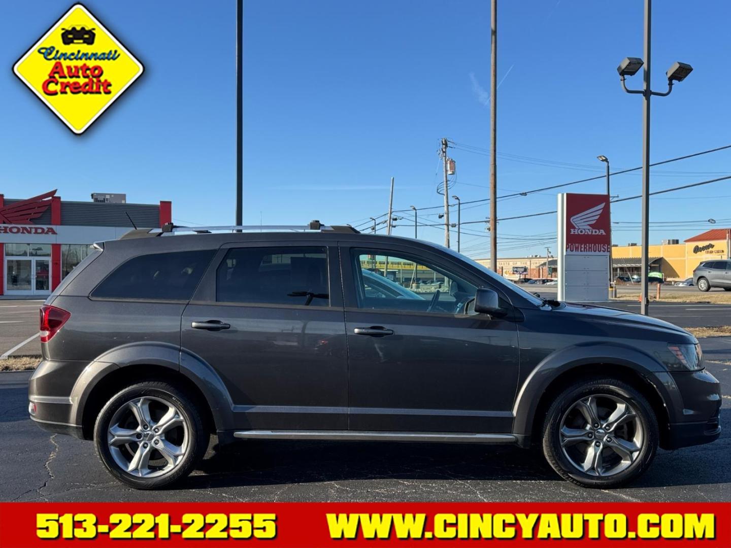 2016 Granite Crystal Metallic Clear Coat Dodge Journey Crossroad (3C4PDDGG8GT) with an 3.6L Pentastar 3.6L V6 283hp 260ft. lbs. Sequential Multiport Fuel Injection engine, 6-Speed Shiftable Automatic transmission, located at 5489 Dixie Highway, Fairfield, OH, 45014, (513) 221-2255, 39.333084, -84.523834 - Photo#2