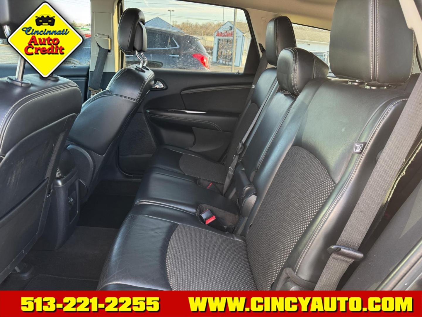 2016 Granite Crystal Metallic Clear Coat Dodge Journey Crossroad (3C4PDDGG8GT) with an 3.6L Pentastar 3.6L V6 283hp 260ft. lbs. Sequential Multiport Fuel Injection engine, 6-Speed Shiftable Automatic transmission, located at 5489 Dixie Highway, Fairfield, OH, 45014, (513) 221-2255, 39.333084, -84.523834 - Photo#4