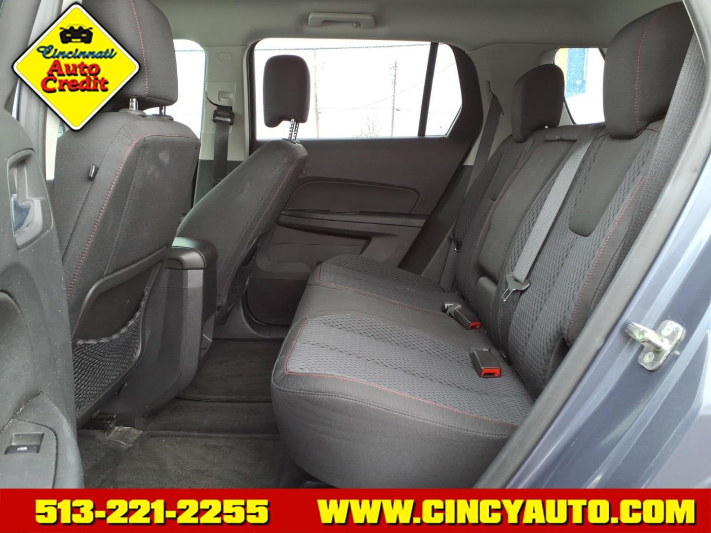 2013 Atlantis Blue Metallic GMC Terrain SLE-1 (2GKALMEK6D6) with an 2.4L Ecotec 2.4L I4 182hp 172ft. lbs. Direct Injection engine, 6-Speed Shiftable Automatic transmission, located at 5489 Dixie Highway, Fairfield, OH, 45014, (513) 221-2255, 39.333084, -84.523834 - Photo#5