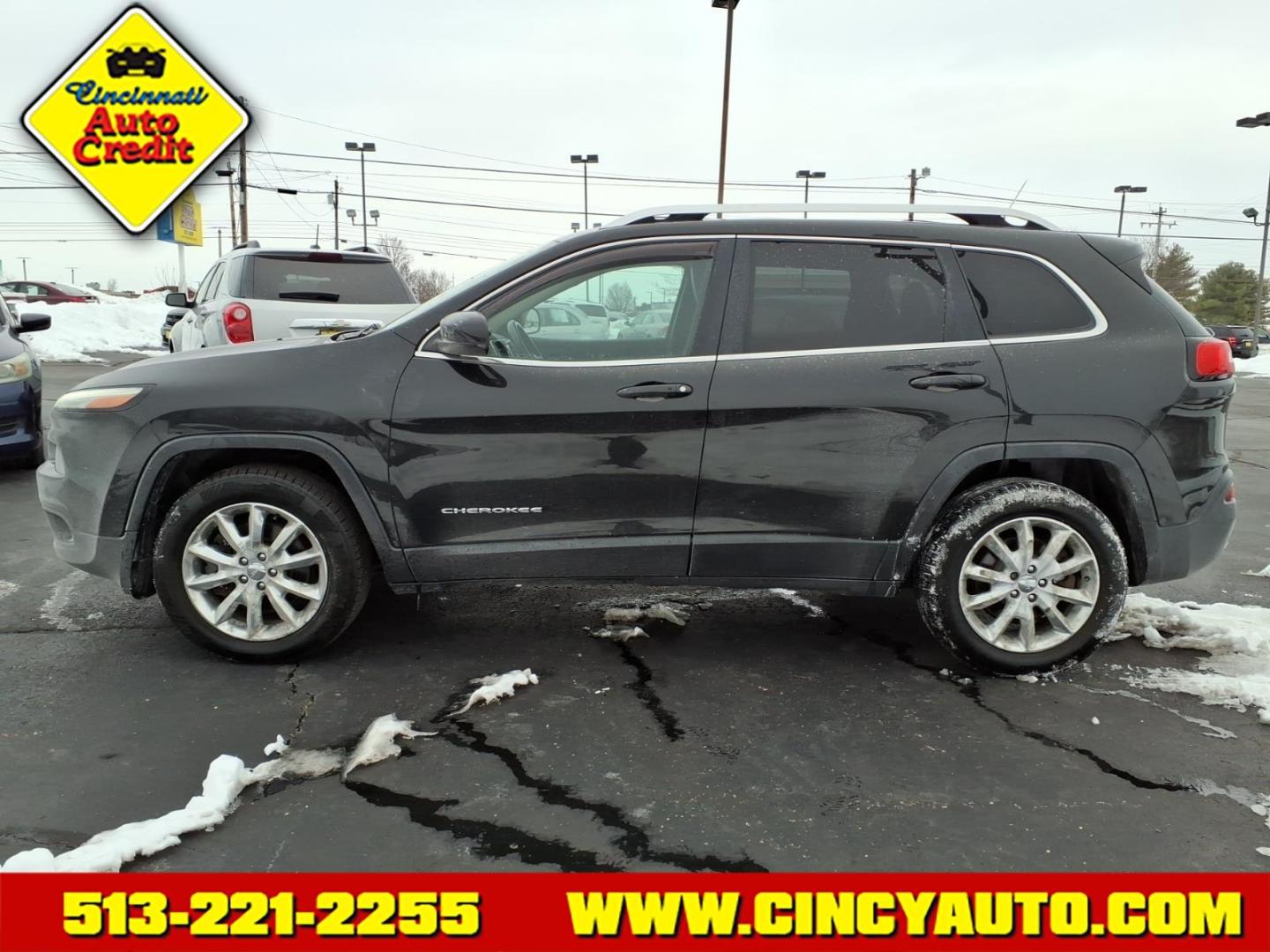 2014 Brilliant Black Crystal Pearl Coat Jeep Cherokee Limited (1C4PJMDS2EW) with an 3.2L 3.2L V6 271hp 239ft. lbs. Sequential Multiport Fuel Injection engine, 9-Speed Shiftable Automatic transmission, located at 5489 Dixie Highway, Fairfield, OH, 45014, (513) 221-2255, 39.333084, -84.523834 - Photo#1