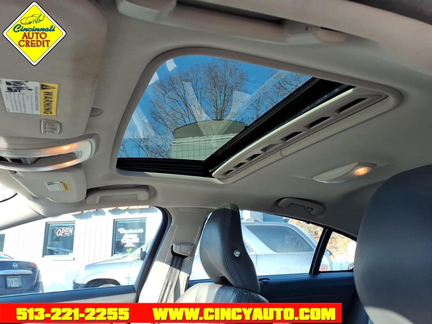 2016 Osmium Grey Metallic Volvo S60 T5 Drive-E Inscription (LYV402FKXGB) with an 2.0L 2.0L Turbo I4 240hp 258ft. lbs. ULEV Direct Injection engine, 8-Speed Shiftable Automatic transmission, located at 2813 Gilbert Avenue, Cincinnati, OH, 45206, (513) 221-2255, 39.130219, -84.489189 - Photo#5