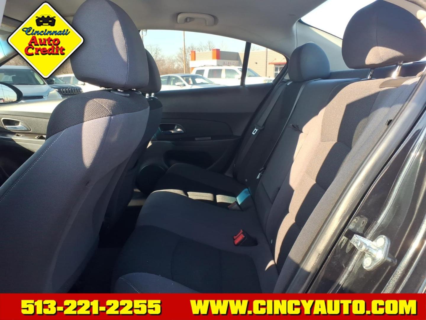 2016 Black Chevrolet Cruze Limited 1LT Auto (1G1PE5SB6G7) with an 1.4L Ecotec 1.4L Turbo I4 138hp 148ft. lbs. Sequential Multiport Fuel Injection engine, 6-Speed Shiftable Automatic w/Overdrive transmission, located at 5489 Dixie Highway, Fairfield, OH, 45014, (513) 221-2255, 39.333084, -84.523834 - Photo#4