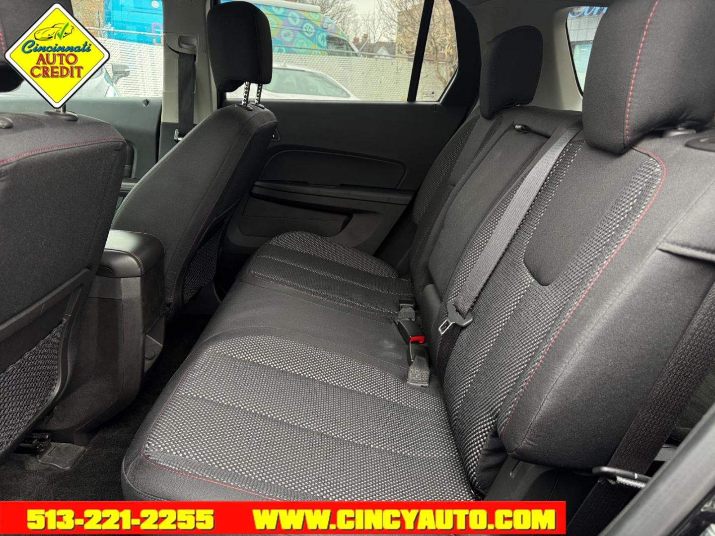 2012 Carbon Black Metallic GMC Terrain SLE-2 (2GKFLTE54C6) with an 3.0L 3.0L Flex Fuel V6 264hp 222ft. lbs. Direct Injection engine, 6-Speed Shiftable Automatic transmission, located at 2813 Gilbert Avenue, Cincinnati, OH, 45206, (513) 221-2255, 39.130219, -84.489189 - Photo#4