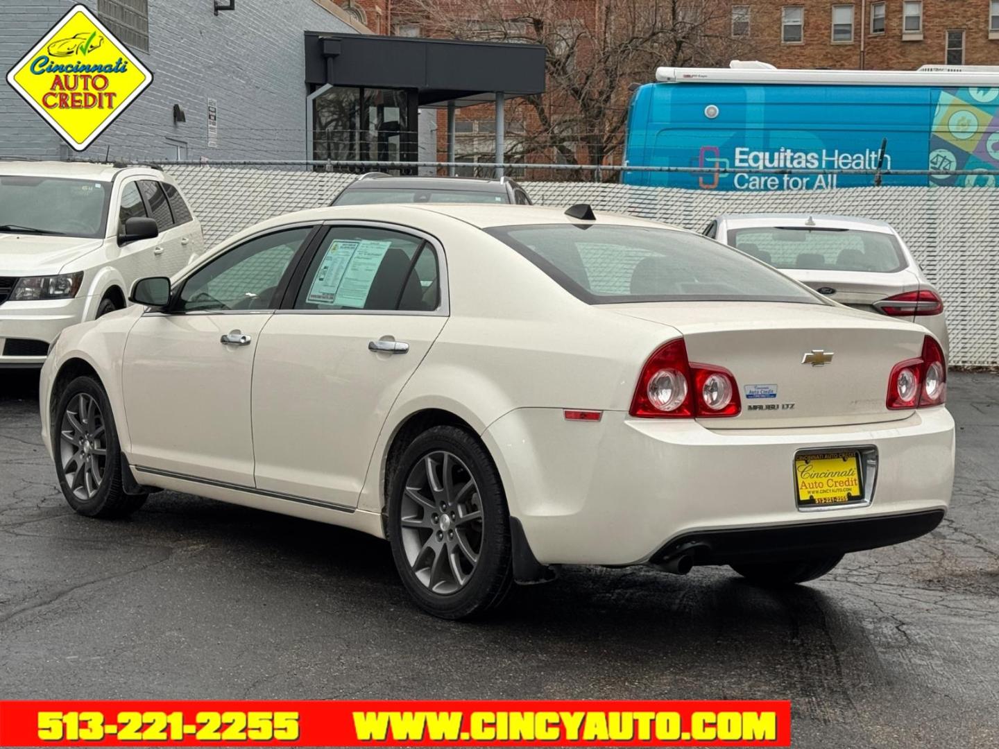2012 Summit White Chevrolet Malibu LTZ (1G1ZE5E08CF) with an 2.4L Ecotec 2.4L I4 169hp 160ft. lbs. Sequential Multiport Fuel Injection engine, 6-Speed Shiftable Automatic transmission, located at 2813 Gilbert Avenue, Cincinnati, OH, 45206, (513) 221-2255, 39.130219, -84.489189 - Photo#2