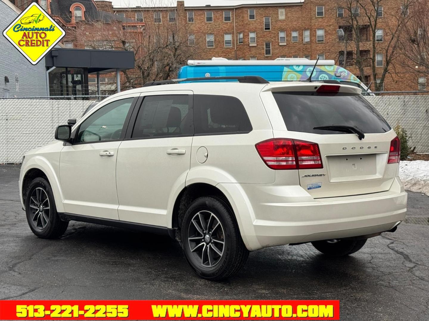2017 Vice White Dodge Journey SE (3C4PDCAB1HT) with an 2.4L 2.4L I4 173hp 166ft. lbs. Sequential Multiport Fuel Injection engine, 4-Speed Shiftable Automatic transmission, located at 2813 Gilbert Avenue, Cincinnati, OH, 45206, (513) 221-2255, 39.130219, -84.489189 - Photo#2