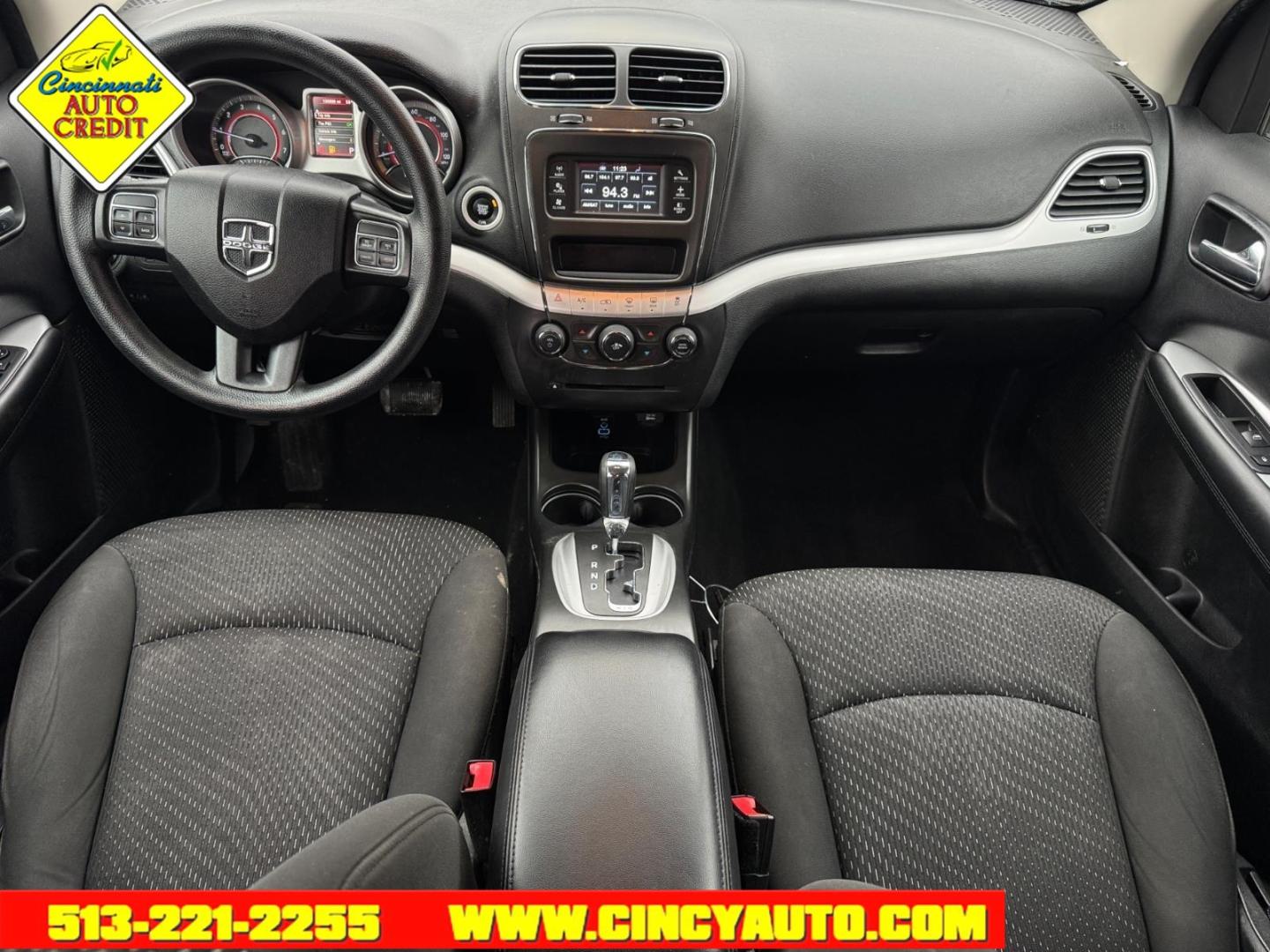 2017 Vice White Dodge Journey SE (3C4PDCAB1HT) with an 2.4L 2.4L I4 173hp 166ft. lbs. Sequential Multiport Fuel Injection engine, 4-Speed Shiftable Automatic transmission, located at 2813 Gilbert Avenue, Cincinnati, OH, 45206, (513) 221-2255, 39.130219, -84.489189 - Photo#3