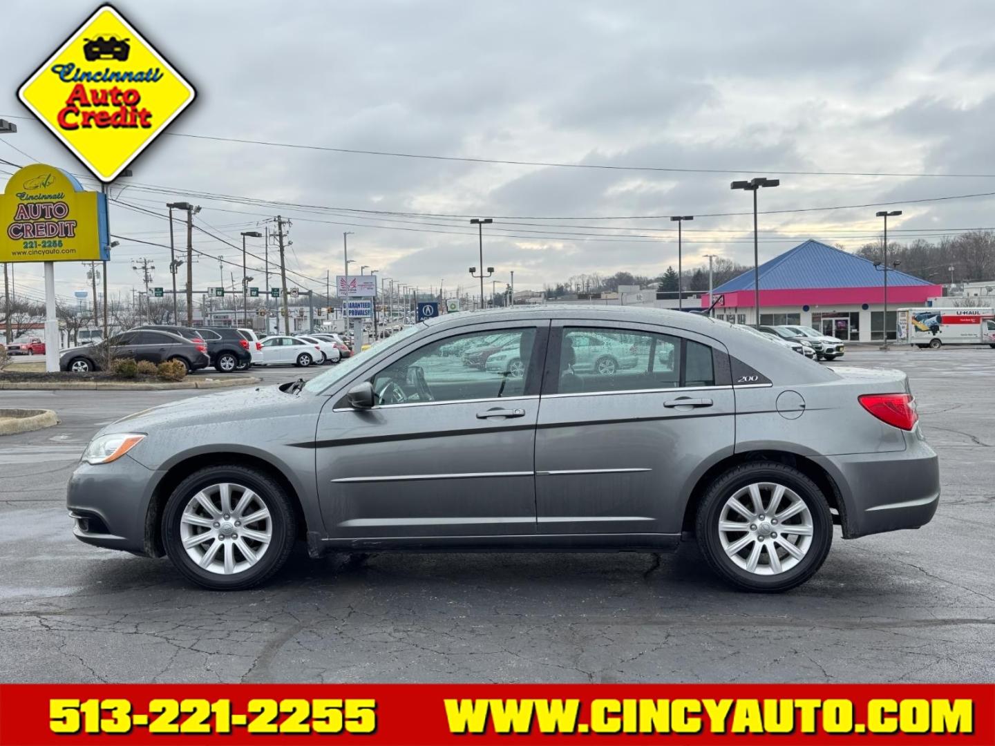 2013 Tungsten Metallic Clear Coat Chrysler 200 Touring (1C3CCBBG4DN) with an 3.6L Pentastar 3.6L Flex Fuel V6 283hp 260ft. lbs. Sequential Multiport Fuel Injection engine, 6-Speed Shiftable Automatic transmission, located at 5489 Dixie Highway, Fairfield, OH, 45014, (513) 221-2255, 39.333084, -84.523834 - Photo#1