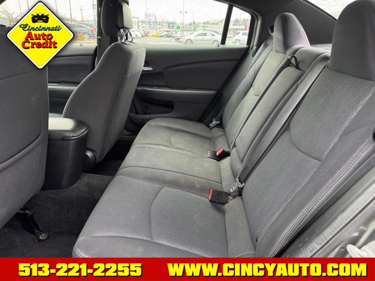 2013 Tungsten Metallic Clear Coat Chrysler 200 Touring (1C3CCBBG4DN) with an 3.6L Pentastar 3.6L Flex Fuel V6 283hp 260ft. lbs. Sequential Multiport Fuel Injection engine, 6-Speed Shiftable Automatic transmission, located at 5489 Dixie Highway, Fairfield, OH, 45014, (513) 221-2255, 39.333084, -84.523834 - Photo#4