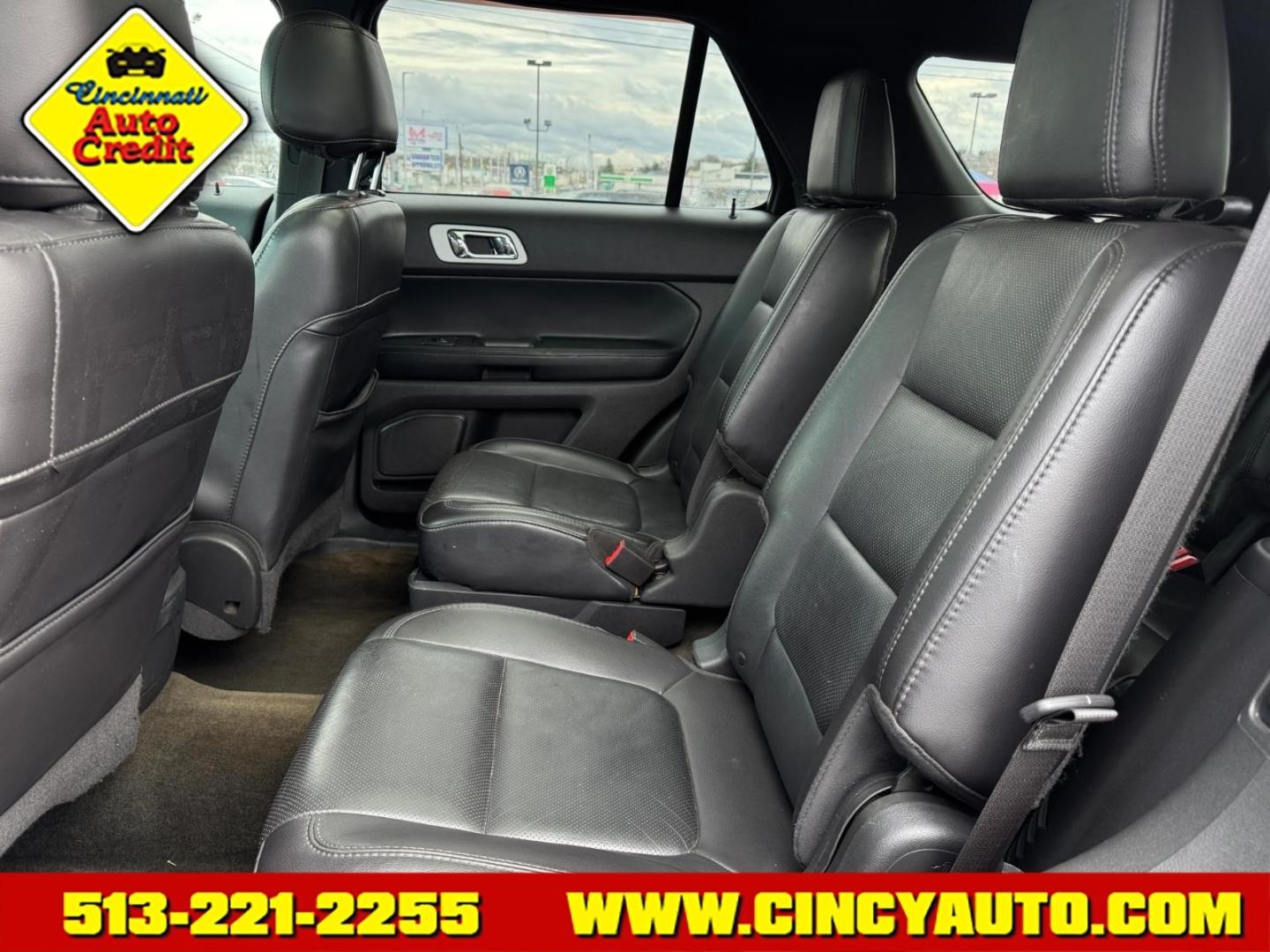 2013 Tuxedo Black Metallic Ford Explorer Limited (1FM5K8F80DG) with an 3.5L 3.5L V6 290hp 255ft. lbs. Sequential Multiport Fuel Injection engine, 6-Speed Shiftable Automatic transmission, located at 5489 Dixie Highway, Fairfield, OH, 45014, (513) 221-2255, 39.333084, -84.523834 - Photo#4