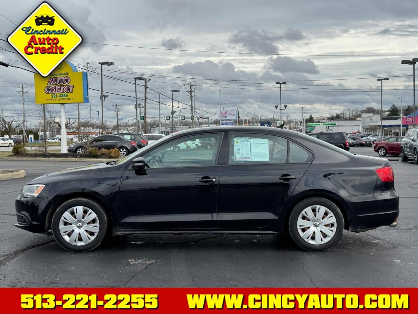 2014 Black Uni Volkswagen Jetta SE (3VWD07AJ5EM) with an 1.8L 1.8L Turbo I4 170hp 184ft. lbs. Direct Injection engine, 6-Speed Shiftable Automatic transmission, located at 5489 Dixie Highway, Fairfield, OH, 45014, (513) 221-2255, 39.333084, -84.523834 - Photo#1
