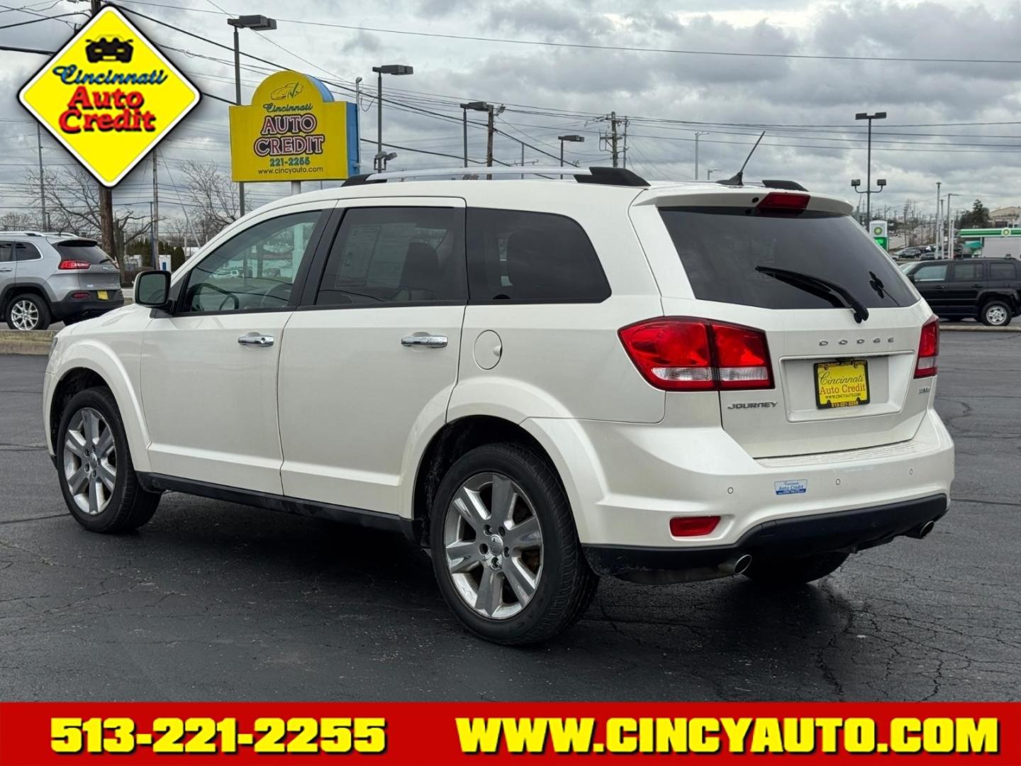 2012 Pearl White Tri-Coat Dodge Journey Crew (3C4PDCDG5CT) with an 3.6L Pentastar 3.6L Flex Fuel V6 283hp 260ft. lbs. Sequential Multiport Fuel Injection engine, 6-Speed Shiftable Automatic transmission, located at 5489 Dixie Highway, Fairfield, OH, 45014, (513) 221-2255, 39.333084, -84.523834 - Photo#2