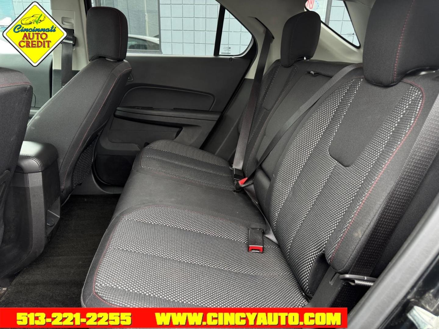 2017 Black Chevrolet Equinox LT (2GNALCEK9H1) with an 2.4L Ecotec 2.4L I4 182hp 172ft. lbs. Direct Injection engine, 6-Speed Shiftable Automatic transmission, located at 2813 Gilbert Avenue, Cincinnati, OH, 45206, (513) 221-2255, 39.130219, -84.489189 - Photo#4