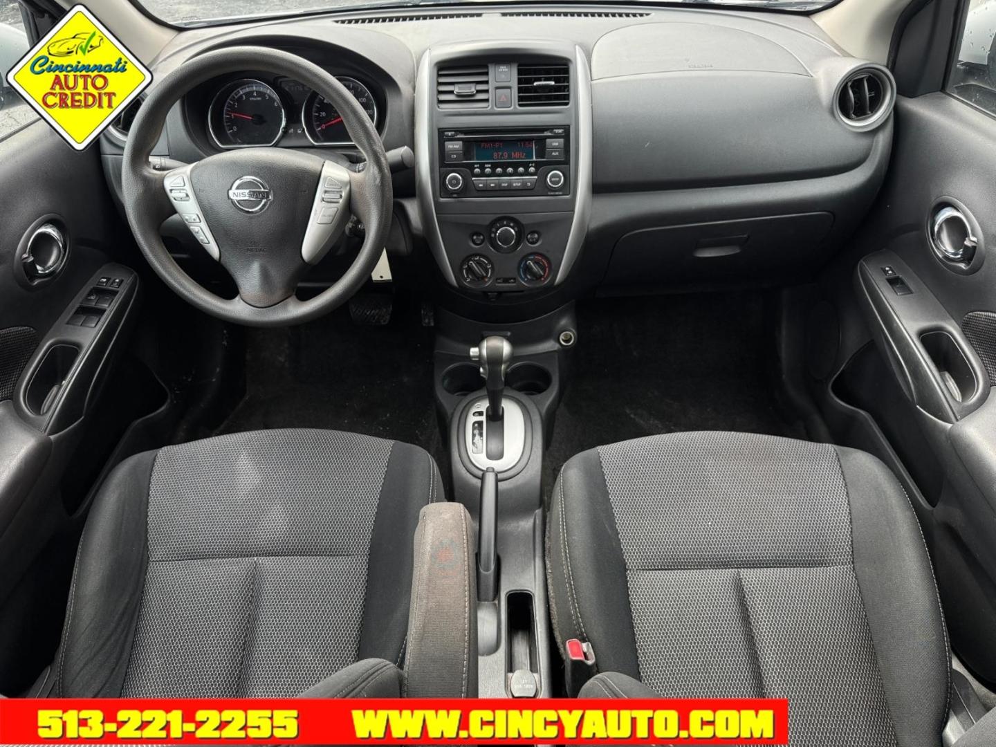 2017 Brilliant Silver Nissan Versa 1.6 SV (3N1CN7AP5HK) with an 1.6L 1.6L I4 109hp 107ft. lbs. Sequential Multiport Fuel Injection engine, CVT transmission, located at 2813 Gilbert Avenue, Cincinnati, OH, 45206, (513) 221-2255, 39.130219, -84.489189 - Photo#3