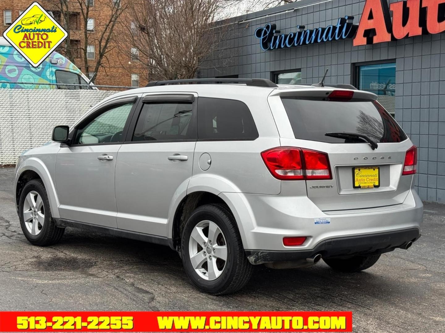 2012 Bright Silver Metallic Clear Coat Dodge Journey SXT (3C4PDCBG5CT) with an 3.6L Pentastar 3.6L Flex Fuel V6 283hp 260ft. lbs. Sequential Multiport Fuel Injection engine, 6-Speed Shiftable Automatic transmission, located at 2813 Gilbert Avenue, Cincinnati, OH, 45206, (513) 221-2255, 39.130219, -84.489189 - Photo#2