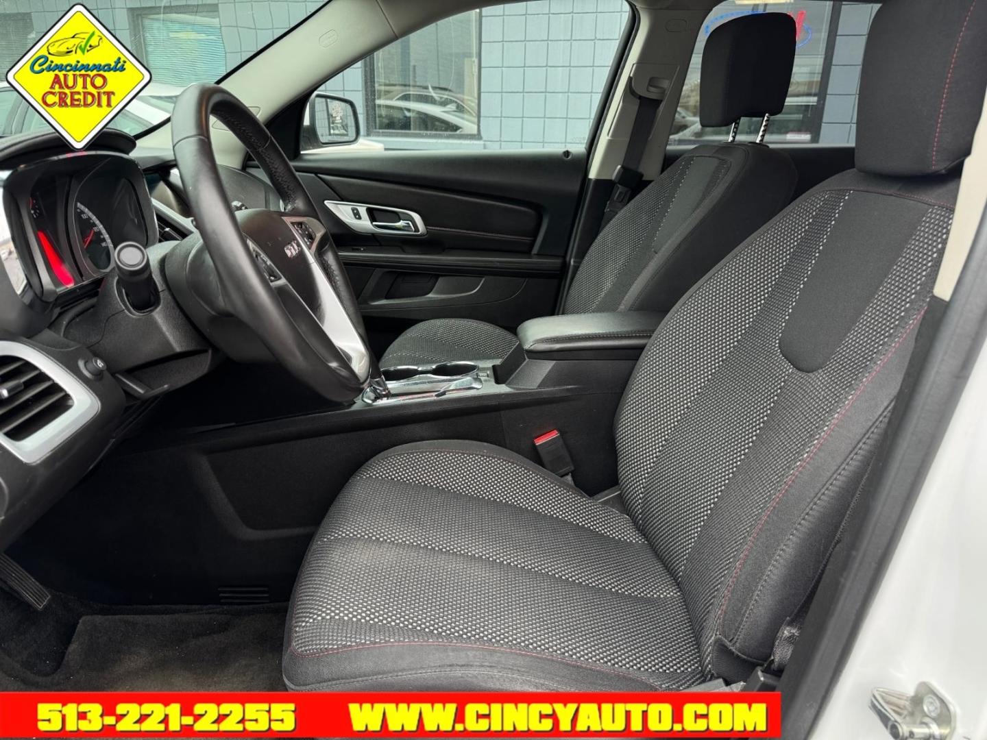 2017 Summit White GMC Terrain SLE-2 (2GKALNEKXH6) with an 2.4L Ecotec 2.4L I4 182hp 172ft. lbs. Direct Injection engine, 6-Speed Shiftable Automatic transmission, located at 2813 Gilbert Avenue, Cincinnati, OH, 45206, (513) 221-2255, 39.130219, -84.489189 - Photo#5