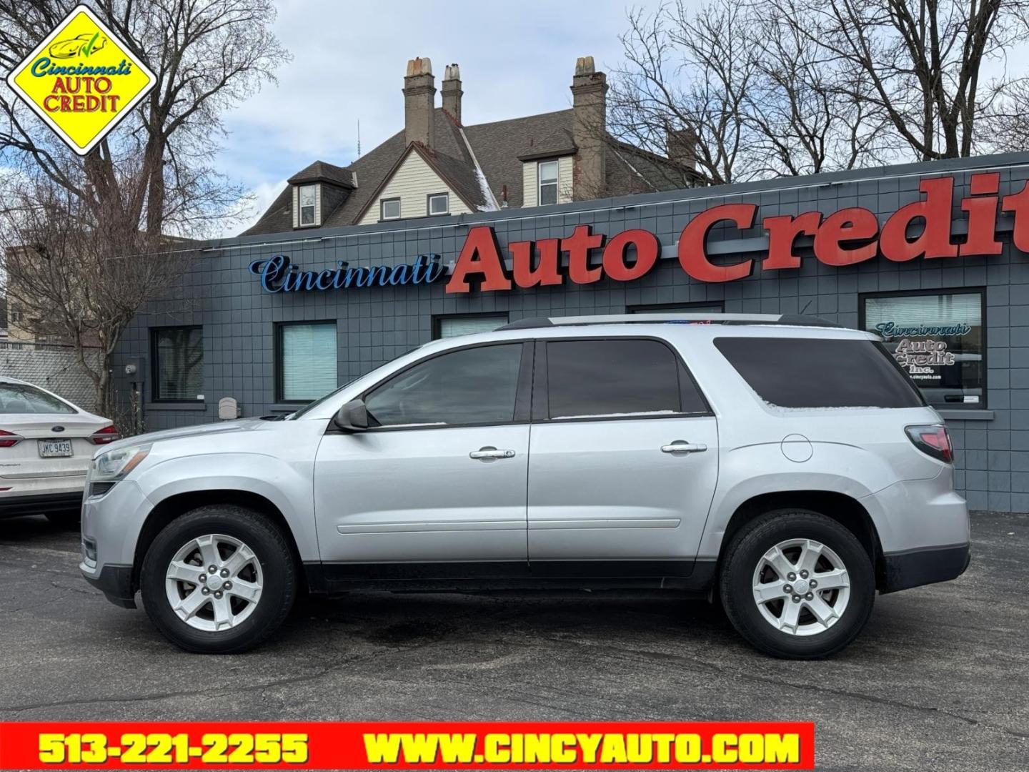 2014 Quicksilver Metallic GMC Acadia SLE-2 (1GKKRPKD5EJ) with an 3.6L 3.6L V6 288hp 270ft. lbs. Direct Injection engine, 6-Speed Shiftable Automatic transmission, located at 2813 Gilbert Avenue, Cincinnati, OH, 45206, (513) 221-2255, 39.130219, -84.489189 - Photo#1