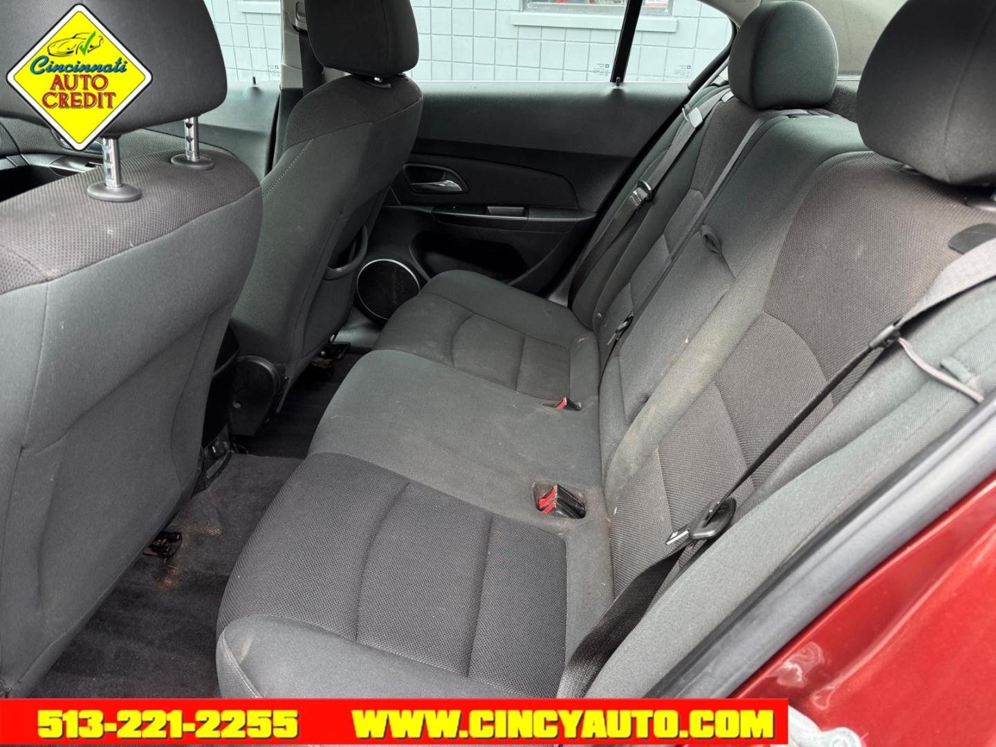 2012 Autumn Metallic Chevrolet Cruze LT (1G1PF5SC8C7) with an 1.4L Ecotec 1.4L Turbo I4 138hp 148ft. lbs. Sequential Multiport Fuel Injection engine, 6-Speed Shiftable Automatic transmission, located at 2813 Gilbert Avenue, Cincinnati, OH, 45206, (513) 221-2255, 39.130219, -84.489189 - Photo#4