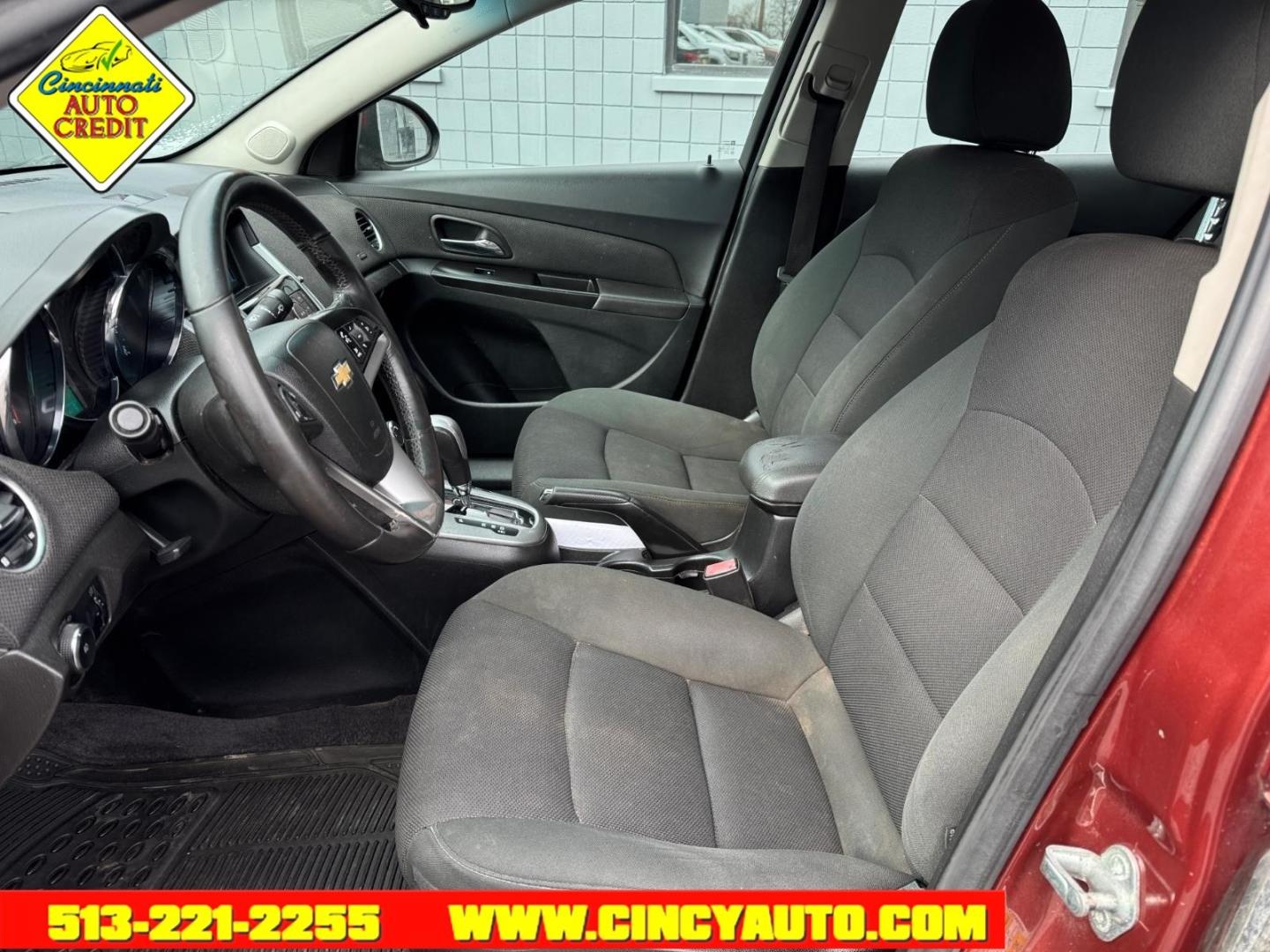 2012 Autumn Metallic Chevrolet Cruze LT (1G1PF5SC8C7) with an 1.4L Ecotec 1.4L Turbo I4 138hp 148ft. lbs. Sequential Multiport Fuel Injection engine, 6-Speed Shiftable Automatic transmission, located at 2813 Gilbert Avenue, Cincinnati, OH, 45206, (513) 221-2255, 39.130219, -84.489189 - Photo#5