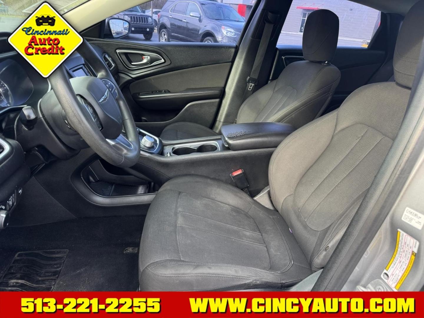 2016 Billet Silver Metallic Clear Coat Chrysler 200 LX (1C3CCCFB9GN) with an 2.4L 2.4L I4 184hp 173ft. lbs. Sequential Multiport Fuel Injection engine, 9-Speed Shiftable Automatic transmission, located at 5489 Dixie Highway, Fairfield, OH, 45014, (513) 221-2255, 39.333084, -84.523834 - Photo#5