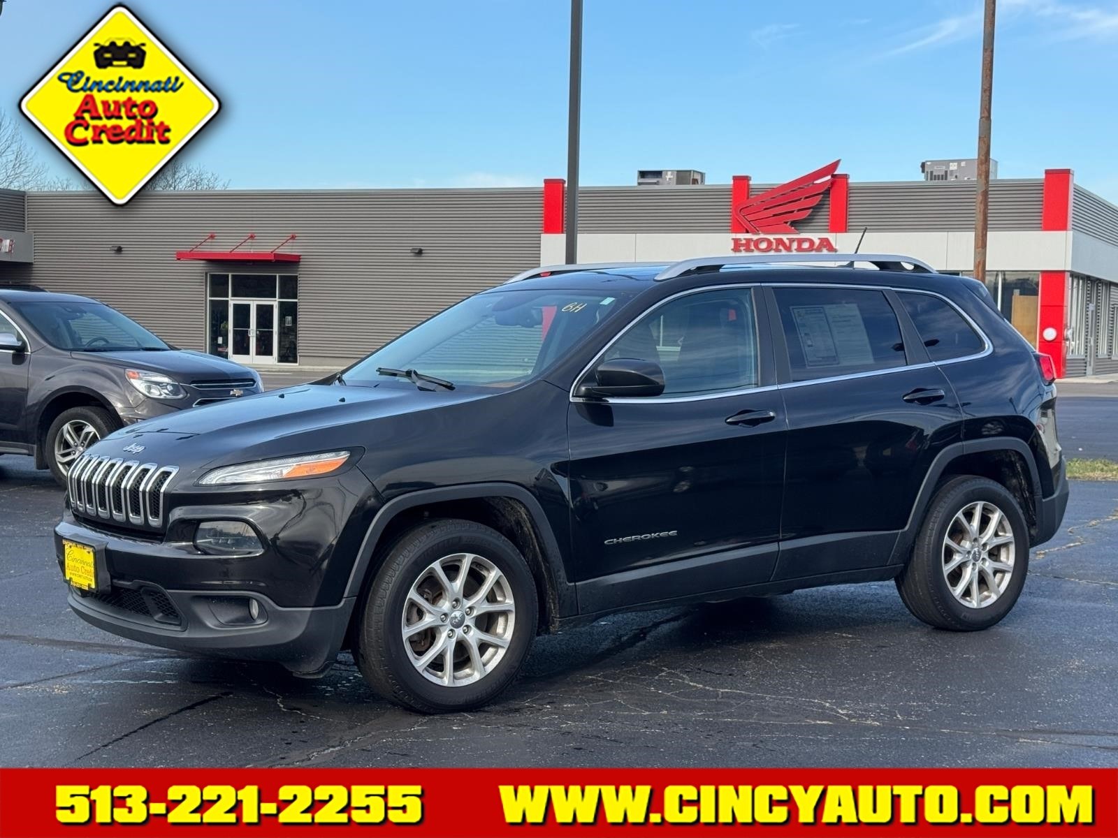 photo of 2015 Jeep Cherokee Latitude