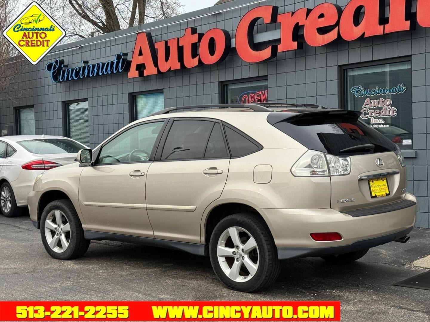 2004 Bamboo Pearl Lexus RX 330 Base (2T2HA31U24C) with an 3.3L 3L NA V6 double overhead cam (DOHC) 24V Fuel Injected engine, 5-Speed Automatic transmission, located at 2813 Gilbert Avenue, Cincinnati, OH, 45206, (513) 221-2255, 39.130219, -84.489189 - Photo#2