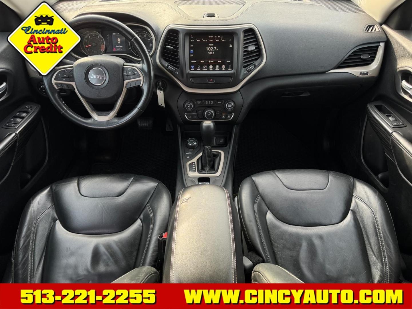 2015 Bright White Clear Coat Jeep Cherokee Latitude (1C4PJMCS3FW) with an 3.2L 3.2L V6 271hp 239ft. lbs. Sequential Multiport Fuel Injection engine, 9-Speed Shiftable Automatic transmission, located at 5489 Dixie Highway, Fairfield, OH, 45014, (513) 221-2255, 39.333084, -84.523834 - Photo#3