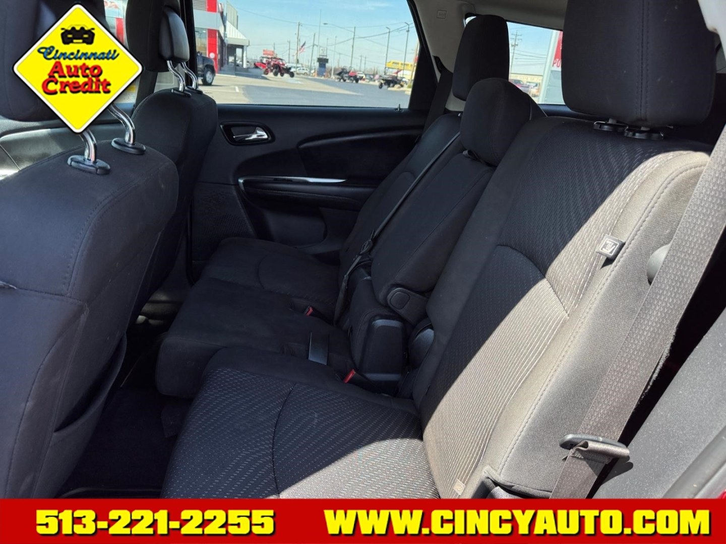 2018 Redline 2 Pearl Coat Prm Dodge Journey SE (3C4PDCAB6JT) with an 2.4L 2.4L I4 173hp 166ft. lbs. Sequential Multiport Fuel Injection engine, 4-Speed Shiftable Automatic transmission, located at 5489 Dixie Highway, Fairfield, OH, 45014, (513) 221-2255, 39.333084, -84.523834 - Photo#4