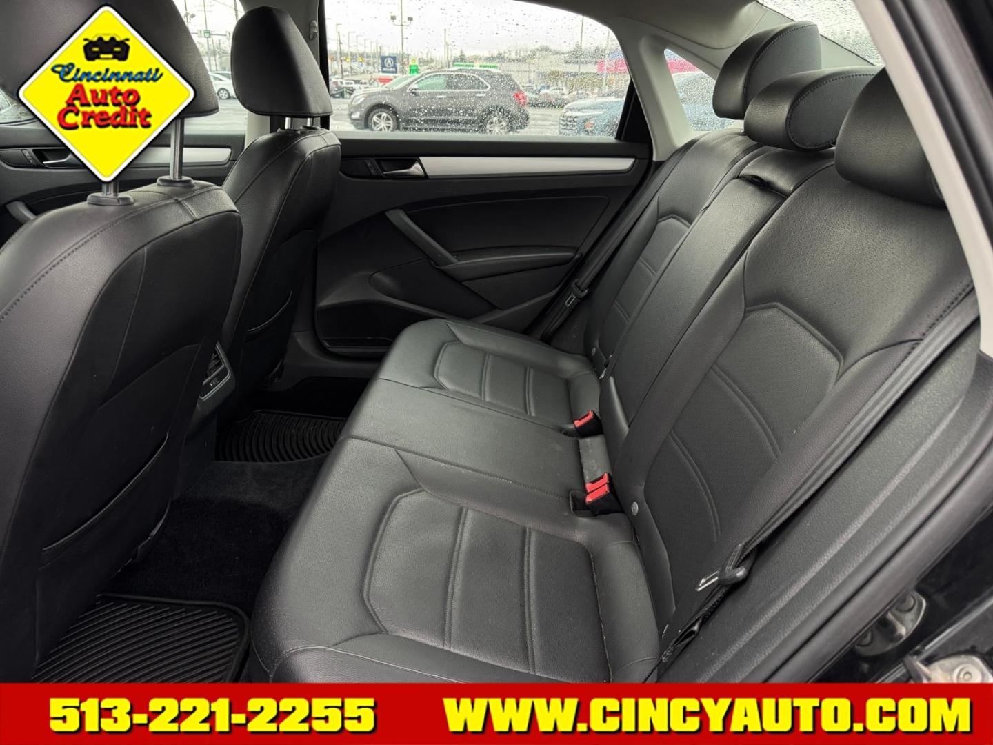 2013 Black Volkswagen Passat SE (1VWBH7A3XDC) with an 2.5L 2.5L I5 170hp 177ft. lbs. Sequential Multiport Fuel Injection engine, 6-Speed Shiftable Automatic transmission, located at 5489 Dixie Highway, Fairfield, OH, 45014, (513) 221-2255, 39.333084, -84.523834 - Photo#4