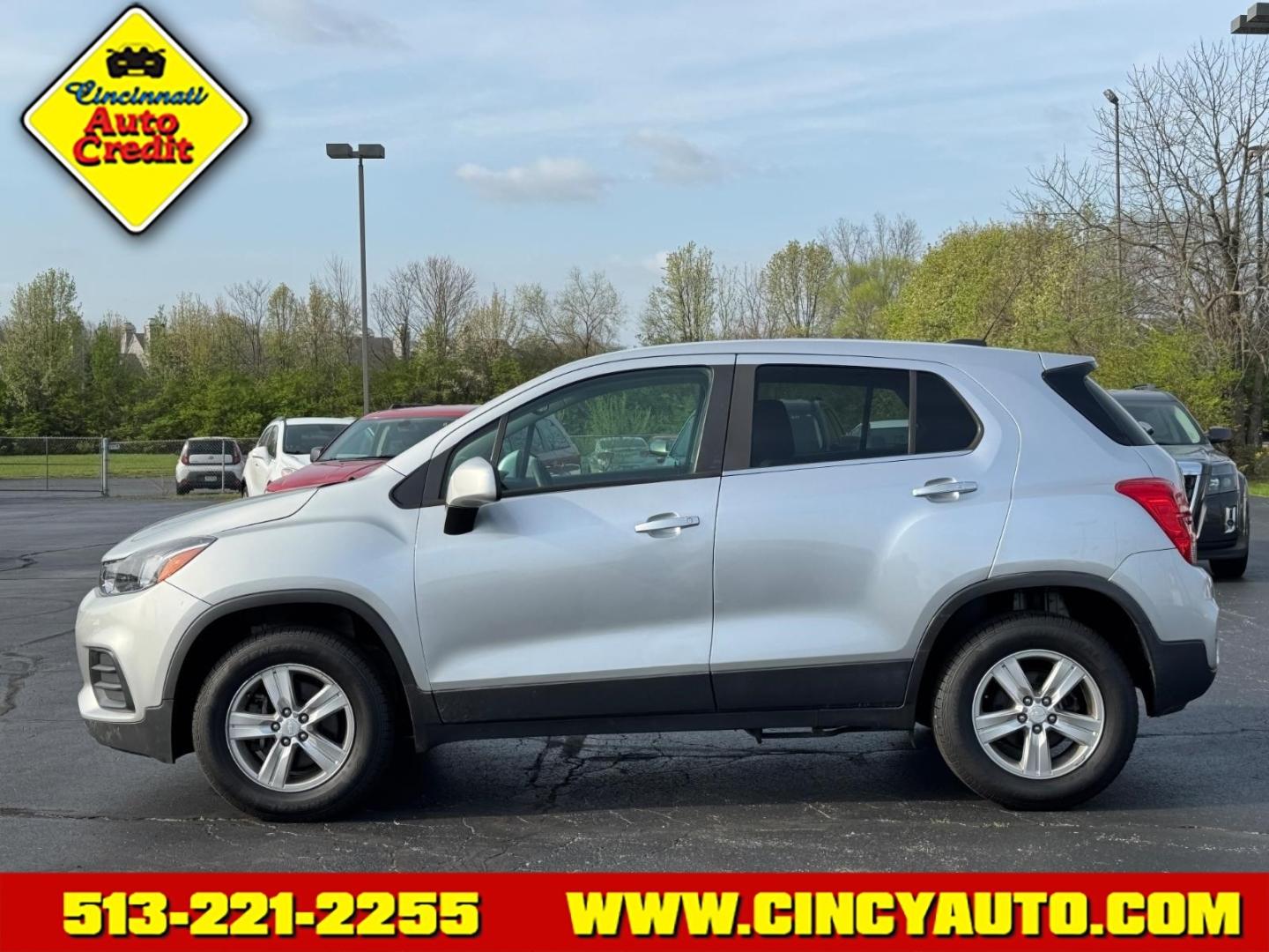 2017 Summit White Chevrolet Trax LS (3GNCJNSB8HL) with an 1.4L Ecotec 1.4L Turbo I4 138hp 148ft. lbs. Sequential Multiport Fuel Injection engine, 6-Speed Shiftable Automatic transmission, located at 5489 Dixie Highway, Fairfield, OH, 45014, (513) 221-2255, 39.333084, -84.523834 - Photo#1
