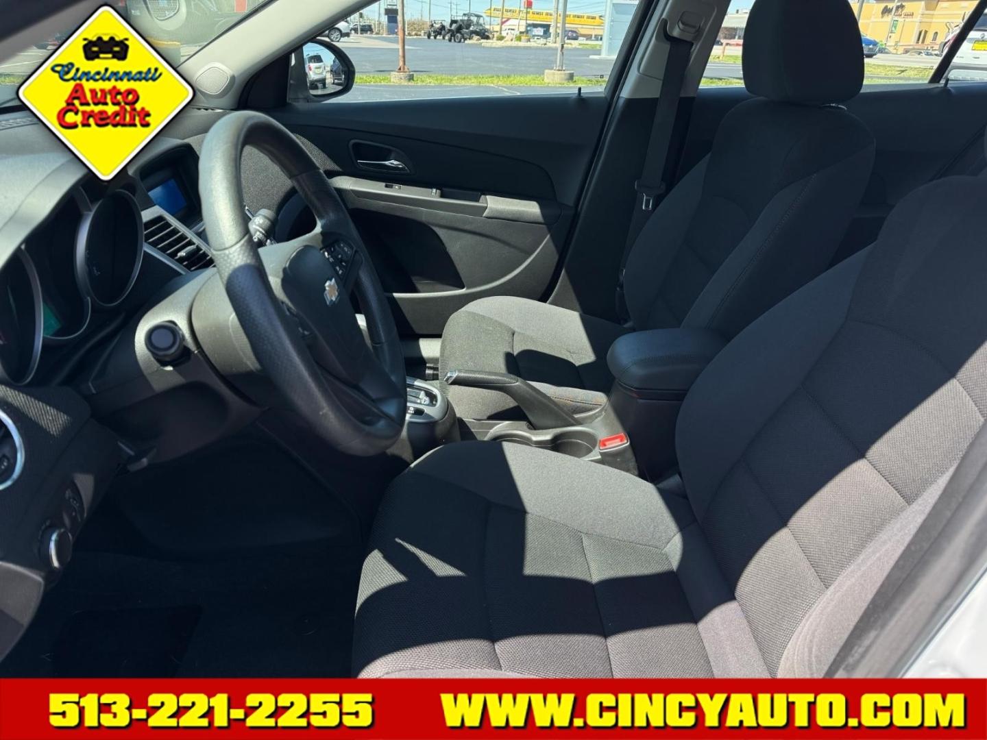2016 Summit White Gaz Chevrolet Cruze Limited 1LT Auto (1G1PE5SB7G7) with an 1.4L Ecotec 1.4L Turbo I4 138hp 148ft. lbs. Sequential Multiport Fuel Injection engine, 6-Speed Shiftable Automatic w/Overdrive transmission, located at 5489 Dixie Highway, Fairfield, OH, 45014, (513) 221-2255, 39.333084, -84.523834 - Photo#5
