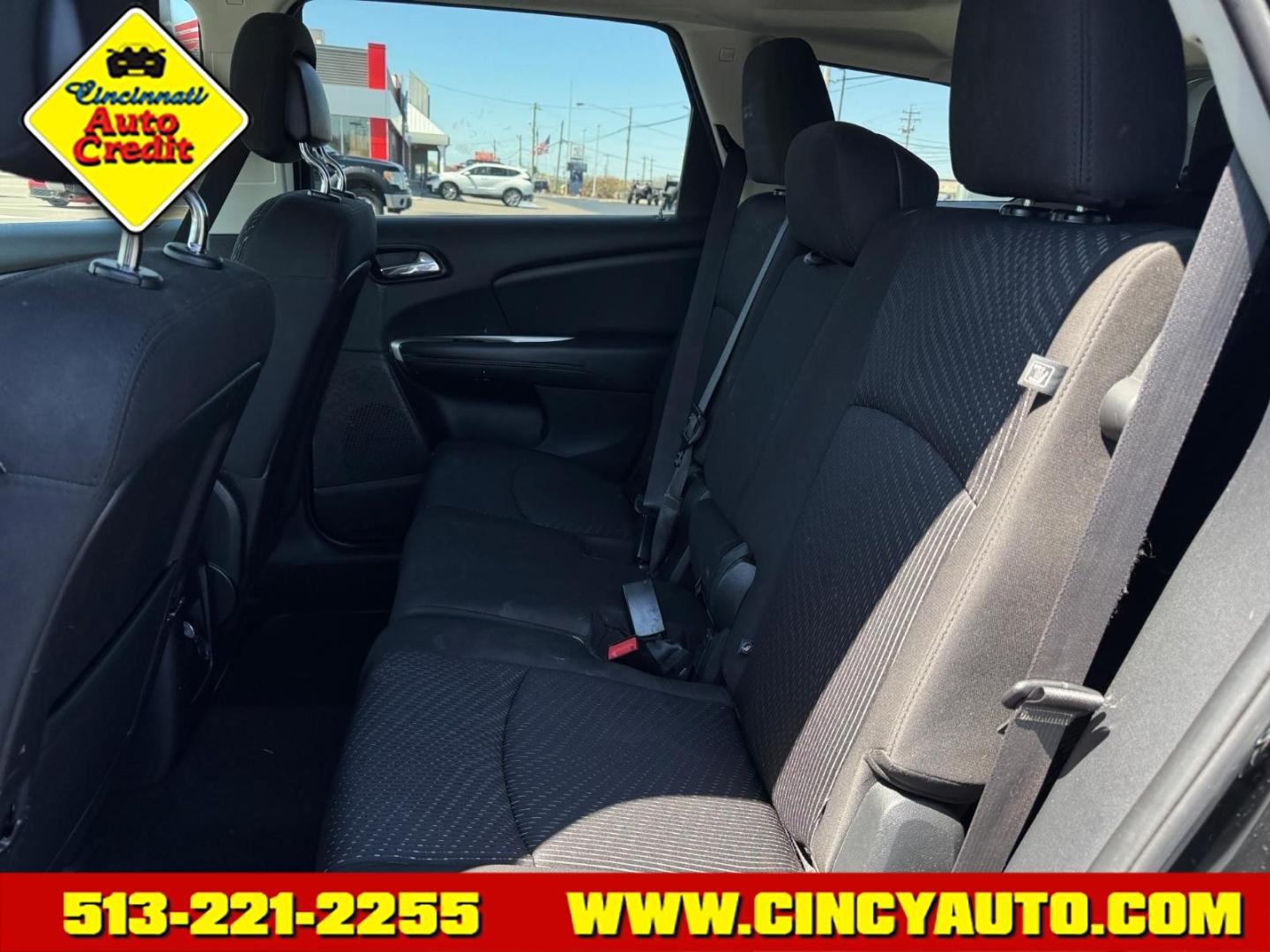 2017 Pitch Black Clear Coat Px8 Dodge Journey SXT (3C4PDCBB5HT) with an 2.4L 2.4L I4 173hp 166ft. lbs. Sequential Multiport Fuel Injection engine, 4-Speed Shiftable Automatic transmission, located at 5489 Dixie Highway, Fairfield, OH, 45014, (513) 221-2255, 39.333084, -84.523834 - Photo#4