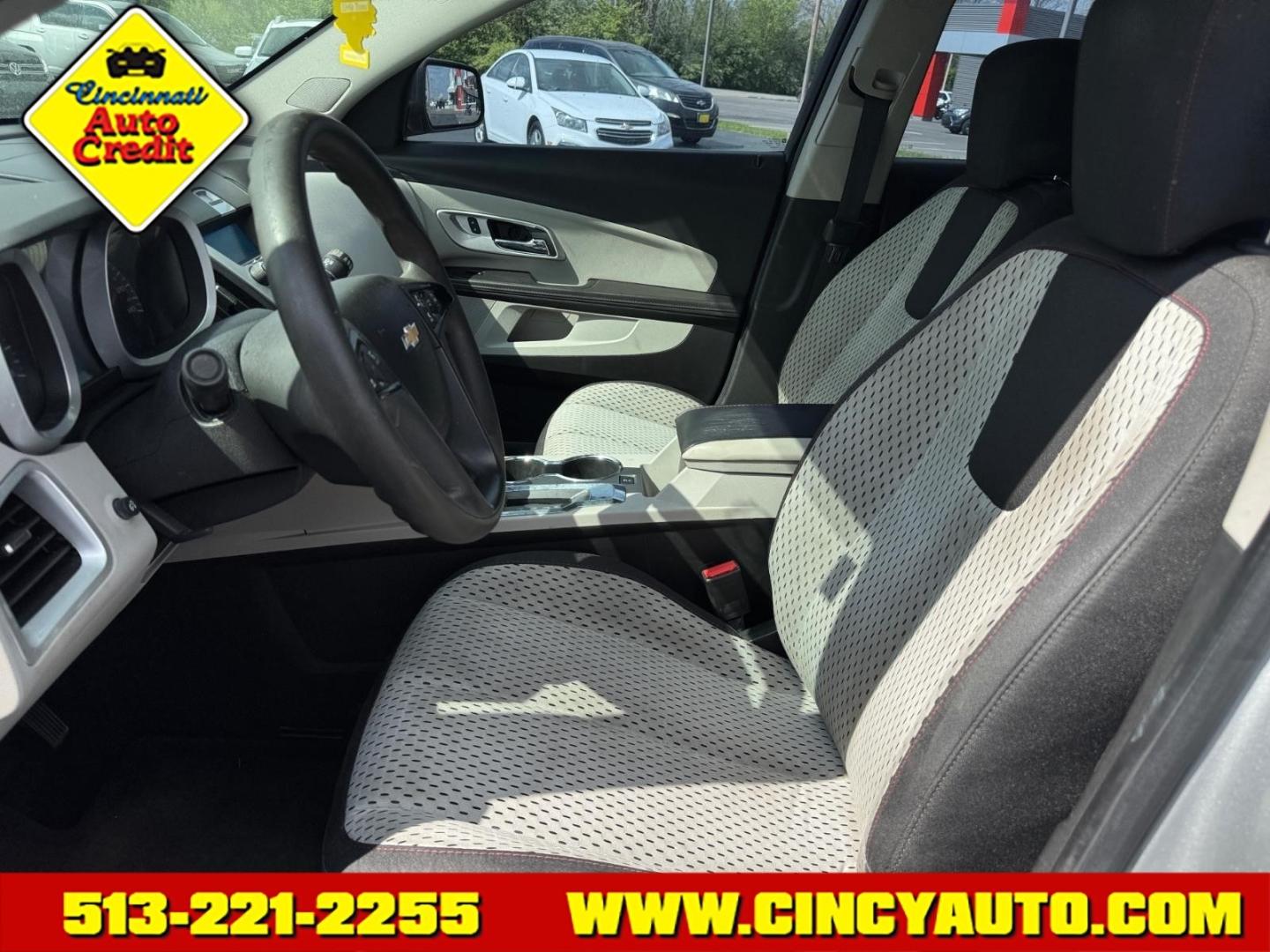 2014 Silver Ice Metallic Gan Chevrolet Equinox LS (2GNALAEK7E1) with an 2.4L 2.4L I4 182hp 172ft. lbs. Direct Injection engine, 6-Speed Shiftable Automatic transmission, located at 5489 Dixie Highway, Fairfield, OH, 45014, (513) 221-2255, 39.333084, -84.523834 - Photo#5