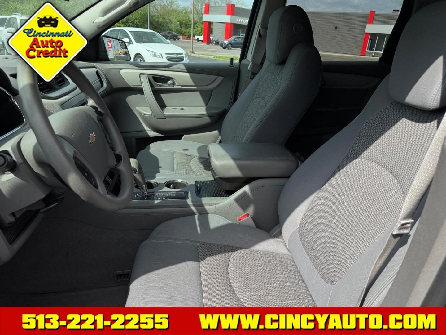 2013 Cyber Gray Metallic 57u Chevrolet Traverse LS (1GNKVFKD7DJ) with an 3.6L 3.6L V6 281hp 266ft. lbs. Direct Injection engine, 6-Speed Shiftable Automatic transmission, located at 5489 Dixie Highway, Fairfield, OH, 45014, (513) 221-2255, 39.333084, -84.523834 - Photo#4