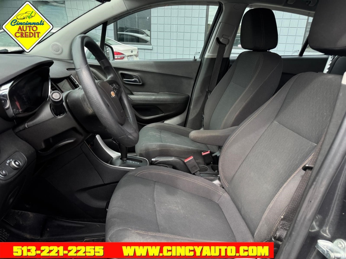 2019 Nightfall Gray Metallic G7q Chevrolet Trax LS (3GNCJKSB1KL) with an 1.4L Ecotec 1.4L Turbo I4 138hp 148ft. lbs. Sequential Multiport Fuel Injection engine, 6-Speed Shiftable Automatic transmission, located at 2813 Gilbert Avenue, Cincinnati, OH, 45206, (513) 221-2255, 39.130219, -84.489189 - Photo#5