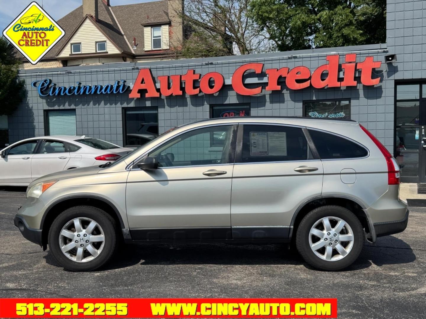 2007 Borrego Beige Metallic Be Honda CR-V EX-L (JHLRE38787C) with an 2.4L 2.4L I4 166hp 161ft. lbs. Sequential Multiport Fuel Injection engine, 5-Speed Automatic transmission, located at 2813 Gilbert Avenue, Cincinnati, OH, 45206, (513) 221-2255, 39.130219, -84.489189- Photo#1