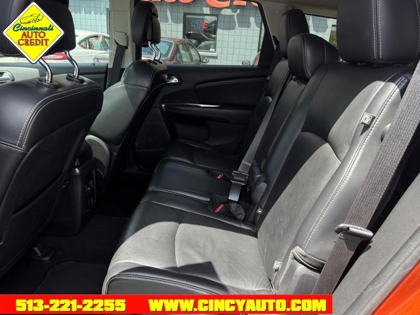 2014 Copperhead Pearl Coat Plb Dodge Journey Limited (3C4PDDDG5ET) with an 3.6L Pentastar 3.6L V6 283hp 260ft. lbs. Sequential Multiport Fuel Injection engine, 6-Speed Shiftable Automatic transmission, located at 2813 Gilbert Avenue, Cincinnati, OH, 45206, (513) 221-2255, 39.130219, -84.489189 - Photo#4