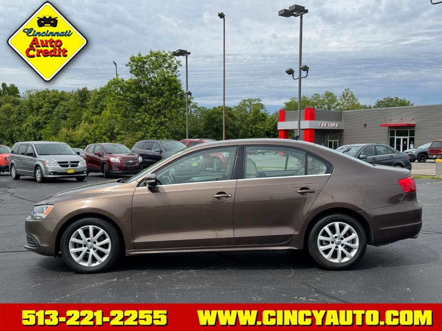 2014 Toffee Brown Metallic 4q4q Volkswagen Jetta SE (3VWD07AJ9EM) with an 1.8L 1.8L Turbo I4 170hp 184ft. lbs. Direct Injection engine, 6-Speed Shiftable Automatic transmission, located at 5489 Dixie Highway, Fairfield, OH, 45014, (513) 221-2255, 39.333084, -84.523834- Photo#1