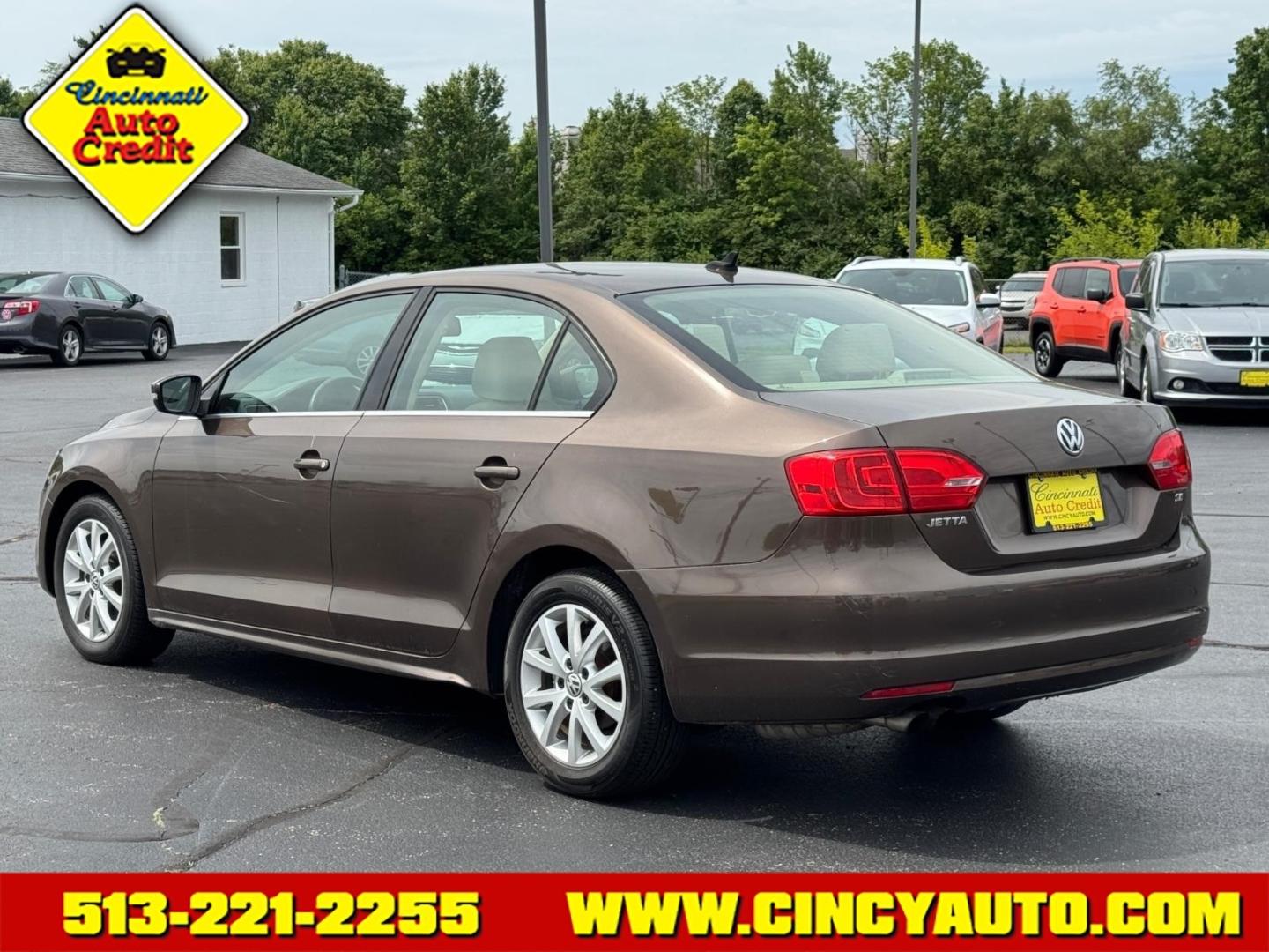 2014 Toffee Brown Metallic 4q4q Volkswagen Jetta SE (3VWD07AJ9EM) with an 1.8L 1.8L Turbo I4 170hp 184ft. lbs. Direct Injection engine, 6-Speed Shiftable Automatic transmission, located at 5489 Dixie Highway, Fairfield, OH, 45014, (513) 221-2255, 39.333084, -84.523834- Photo#2