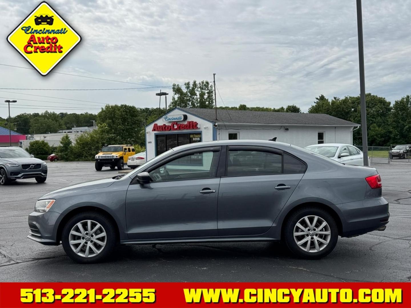 2015 Platinum Gray Metallic 2r2r Volkswagen Jetta SE (3VWD17AJ3FM) with an 1.8L 1.8L Turbo I4 170hp 184ft. lbs. PZEV Direct Injection engine, 6-Speed Shiftable Automatic transmission, located at 5489 Dixie Highway, Fairfield, OH, 45014, (513) 221-2255, 39.333084, -84.523834- Photo#1