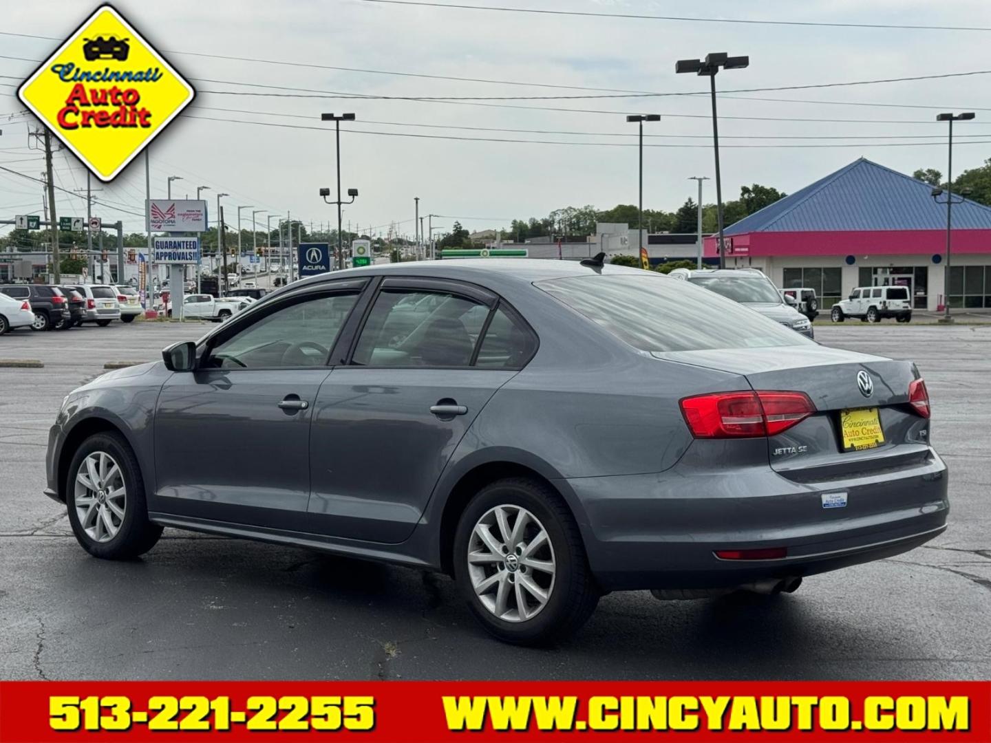 2015 Platinum Gray Metallic 2r2r Volkswagen Jetta SE (3VWD17AJ3FM) with an 1.8L 1.8L Turbo I4 170hp 184ft. lbs. PZEV Direct Injection engine, 6-Speed Shiftable Automatic transmission, located at 5489 Dixie Highway, Fairfield, OH, 45014, (513) 221-2255, 39.333084, -84.523834- Photo#2
