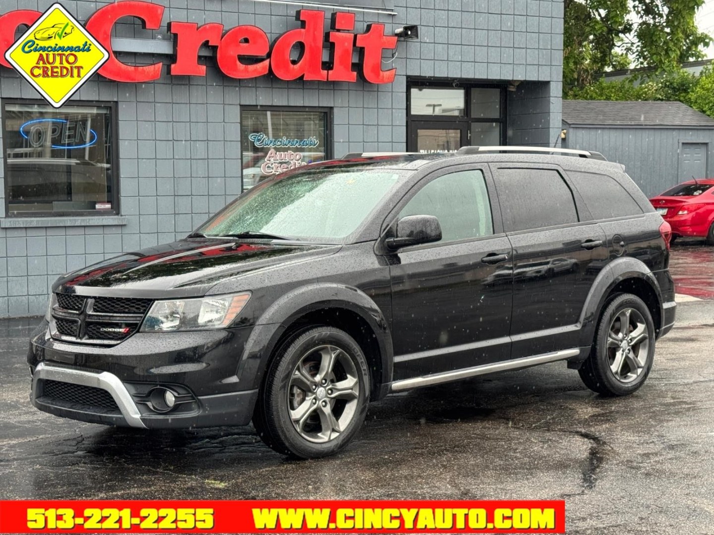 2020 Pitch Black Clear Coat Dodge Journey SE Value (3C4PDCABXLT) with an 2.4L I4 172hp 165ft. lbs. Sequential Multiport Fuel Injection engine, 4-Speed Shiftable Automatic transmission, located at 2813 Gilbert Avenue, Cincinnati, OH, 45206, (513) 221-2255, 39.130219, -84.489189 - Photo#0