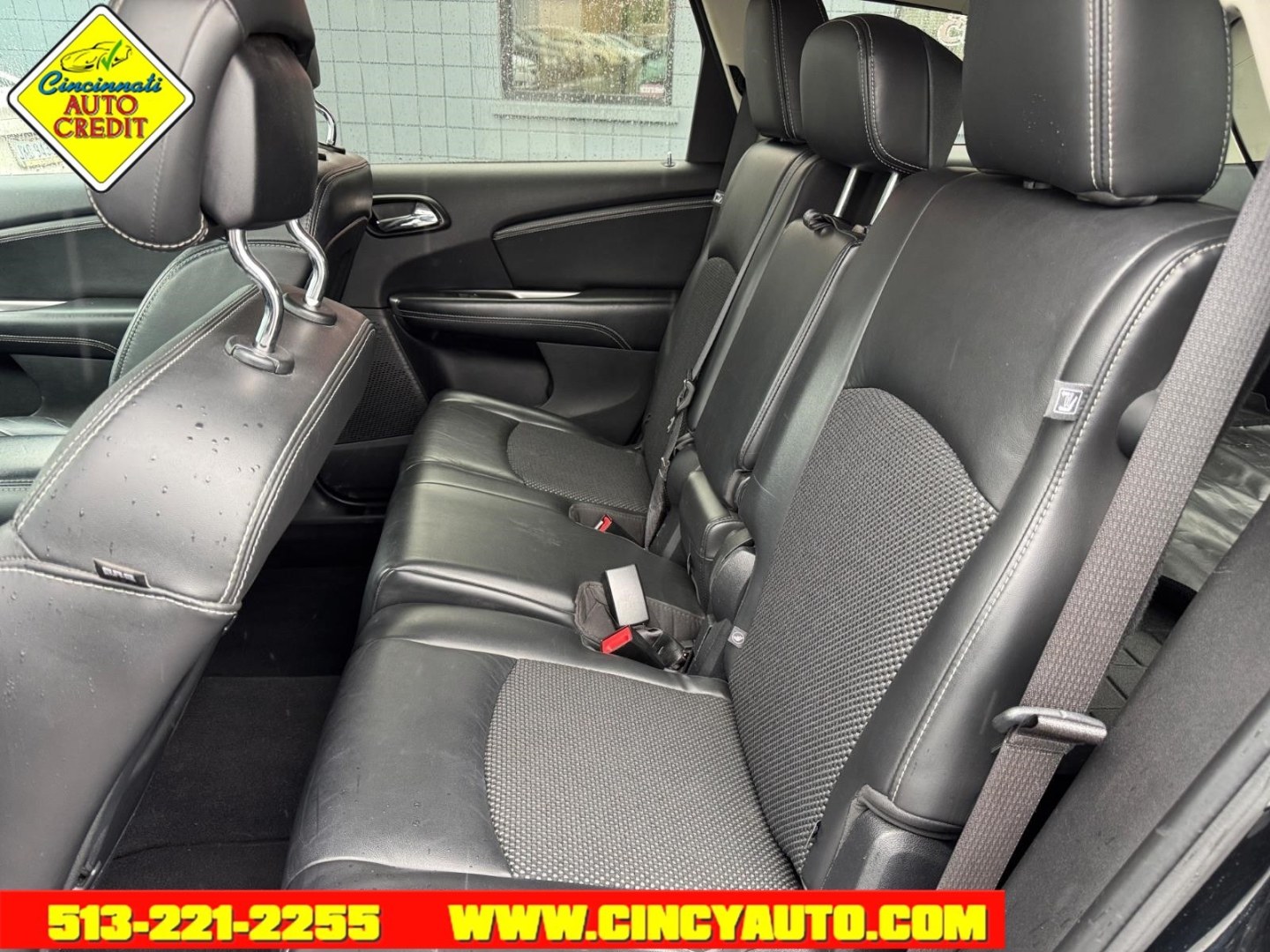 2020 Pitch Black Clear Coat Dodge Journey SE Value (3C4PDCABXLT) with an 2.4L I4 172hp 165ft. lbs. Sequential Multiport Fuel Injection engine, 4-Speed Shiftable Automatic transmission, located at 2813 Gilbert Avenue, Cincinnati, OH, 45206, (513) 221-2255, 39.130219, -84.489189 - Photo#4