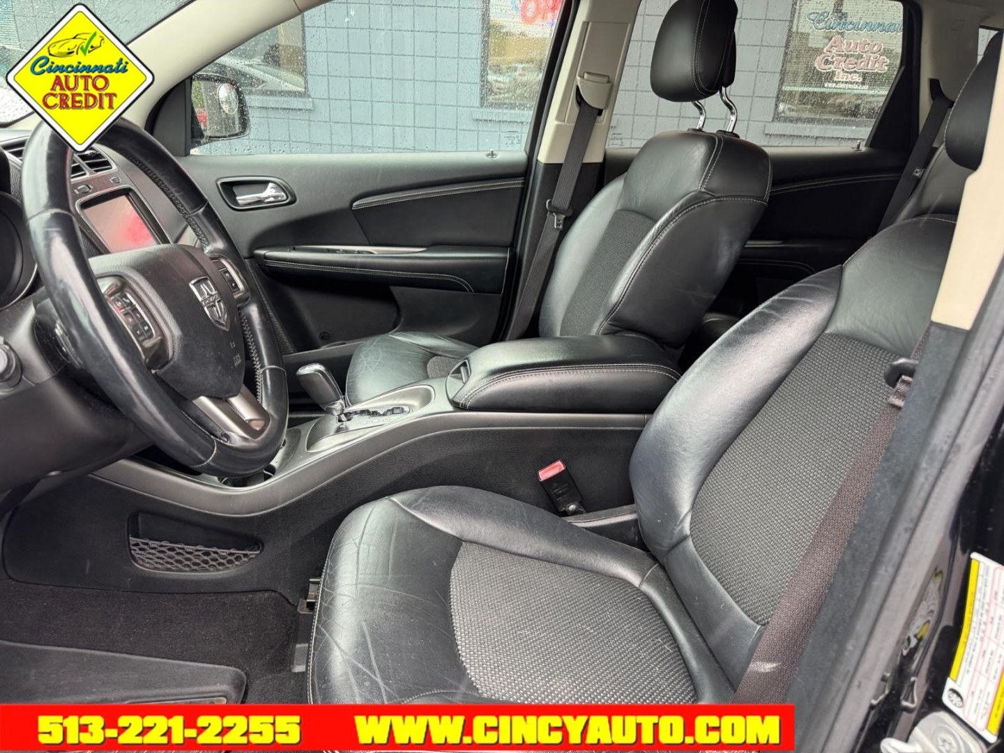 2020 Pitch Black Clear Coat Dodge Journey SE Value (3C4PDCABXLT) with an 2.4L I4 172hp 165ft. lbs. Sequential Multiport Fuel Injection engine, 4-Speed Shiftable Automatic transmission, located at 2813 Gilbert Avenue, Cincinnati, OH, 45206, (513) 221-2255, 39.130219, -84.489189 - Photo#5