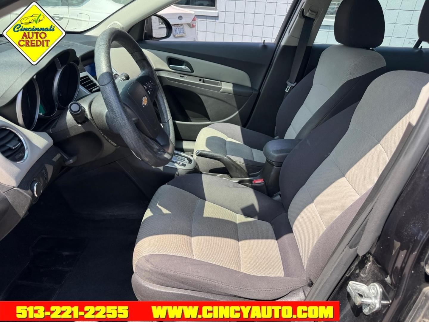 2015 Black Granite Metallic Gar Chevrolet Cruze LS Auto (1G1PA5SH5F7) with an 1.8L Ecotec 1.8L Flex Fuel I4 138hp 125ft. lbs. Sequential Multiport Fuel Injection engine, 6-Speed Shiftable Automatic w/Overdrive transmission, located at 2813 Gilbert Avenue, Cincinnati, OH, 45206, (513) 221-2255, 39.130219, -84.489189 - Photo#5