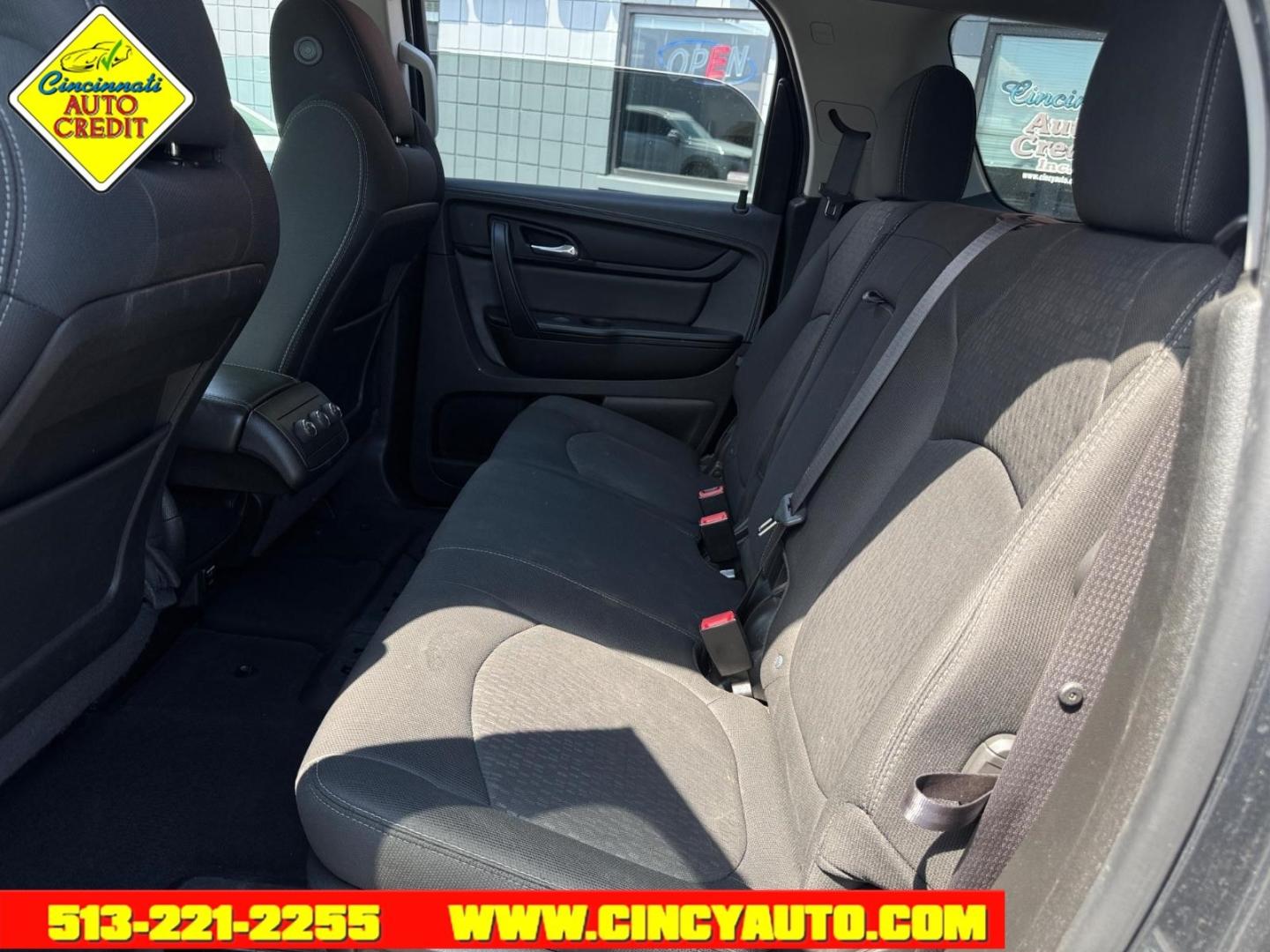 2014 Cyber Gray Metallic 57u GMC Acadia SLE-1 (1GKKRNEDXEJ) with an 3.6L 3.6L V6 288hp 270ft. lbs. Direct Injection engine, 6-Speed Shiftable Automatic transmission, located at 2813 Gilbert Avenue, Cincinnati, OH, 45206, (513) 221-2255, 39.130219, -84.489189 - Photo#4